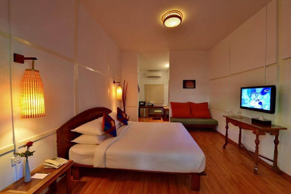 Oasis Hotel Nyaung-U Exteriér fotografie